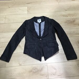 Chic Black Women's Blazer